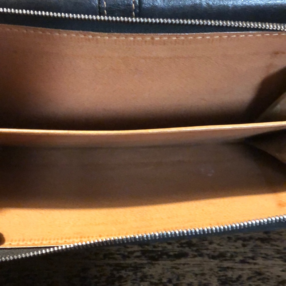 Coach Wallet - Picture 4 of 8